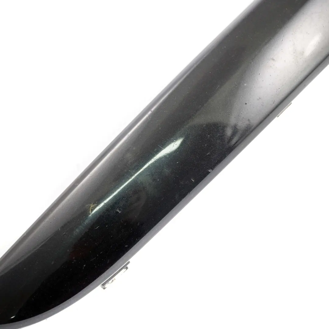 Stossleiste Blende Abdeckung Vorne Rechts Black Sapphire Schwarz 475 für BMW 1 E87 mit Teilenummer 7124500 BMW 1 E87 Stossleiste Blende Abdeckung Vorne Rechts Black Sapphire Schwarz 475 - SKU 0032638-BS - Teilenummer 7124500