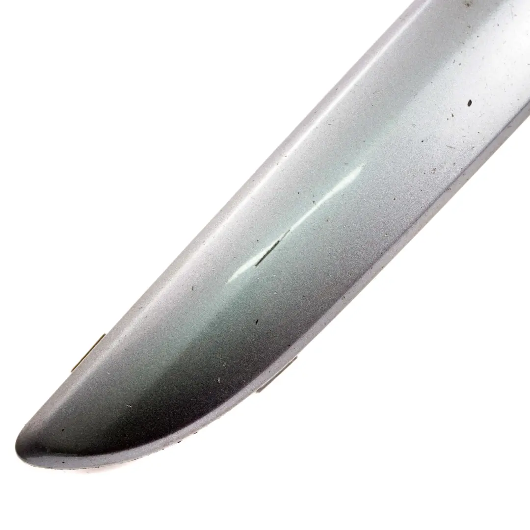 BMW E87 Parachoques Embellecedor de Goma Delantero Derecho Azul- A18 - SKU 0032638-QB2 - Número de pieza 0032638