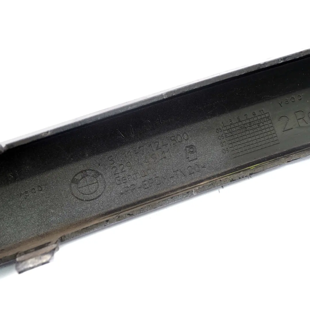 Stossleiste Blende Lackiert Vorne Links Quarzblau Blau - A18 für BMW 1 er E87 mit Teilenummer 0032638 BMW 1 er E87 Stossleiste Blende Lackiert Vorne Links Quarzblau Blau - A18 - SKU 0032638-QB2 - Teilenummer 0032638