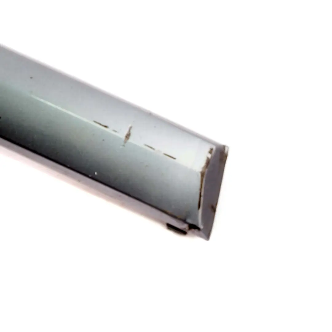 Listwa zderzaka prawy przód Quarzblau do BMW E87 o numerze 0032638 BMW E87 Listwa zderzaka prawy przód Quarzblau - SKU 0032638-QB - Numer Części 0032638