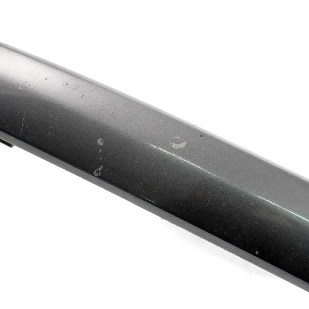 Banda Goma Parachoques Delantero Derecho Grafito Brillante para BMW E87 con número de pieza 0032638 BMW E87 Banda Goma Parachoques Delantero Derecho Grafito Brillante - SKU 0032638-SG2 - Número de pieza 0032638