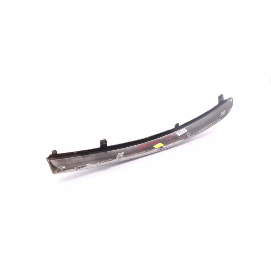 Bumper Rubber Trim Strip Front Right O/S Titansilber Silver 354 to BMW 1 E87 with Part number 0032638 BMW 1 E87 Bumper Rubber Trim Strip Front Right O/S Titansilber Silver 354 - SKU 0032638-TS1 - Part number 0032638