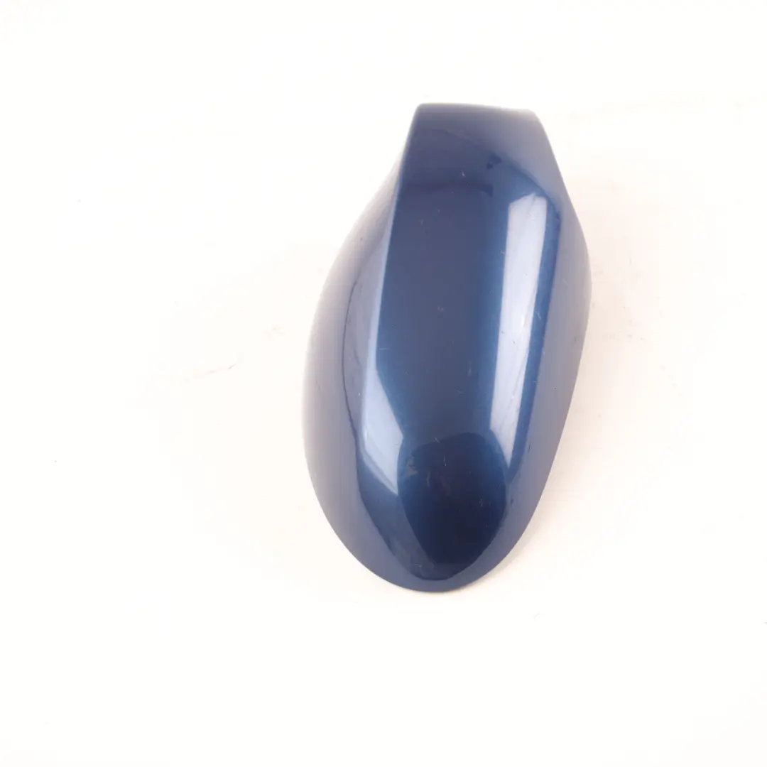 Cubierta Del Espejo Retrovisor Derecho Azul Montegoblau A51 para BMW E81 E87 con número de pieza 0032680 BMW E81 E87 Cubierta Del Espejo Retrovisor Derecho Azul Montegoblau A51 - SKU 0032680-MTB1 - Número de pieza 0032680