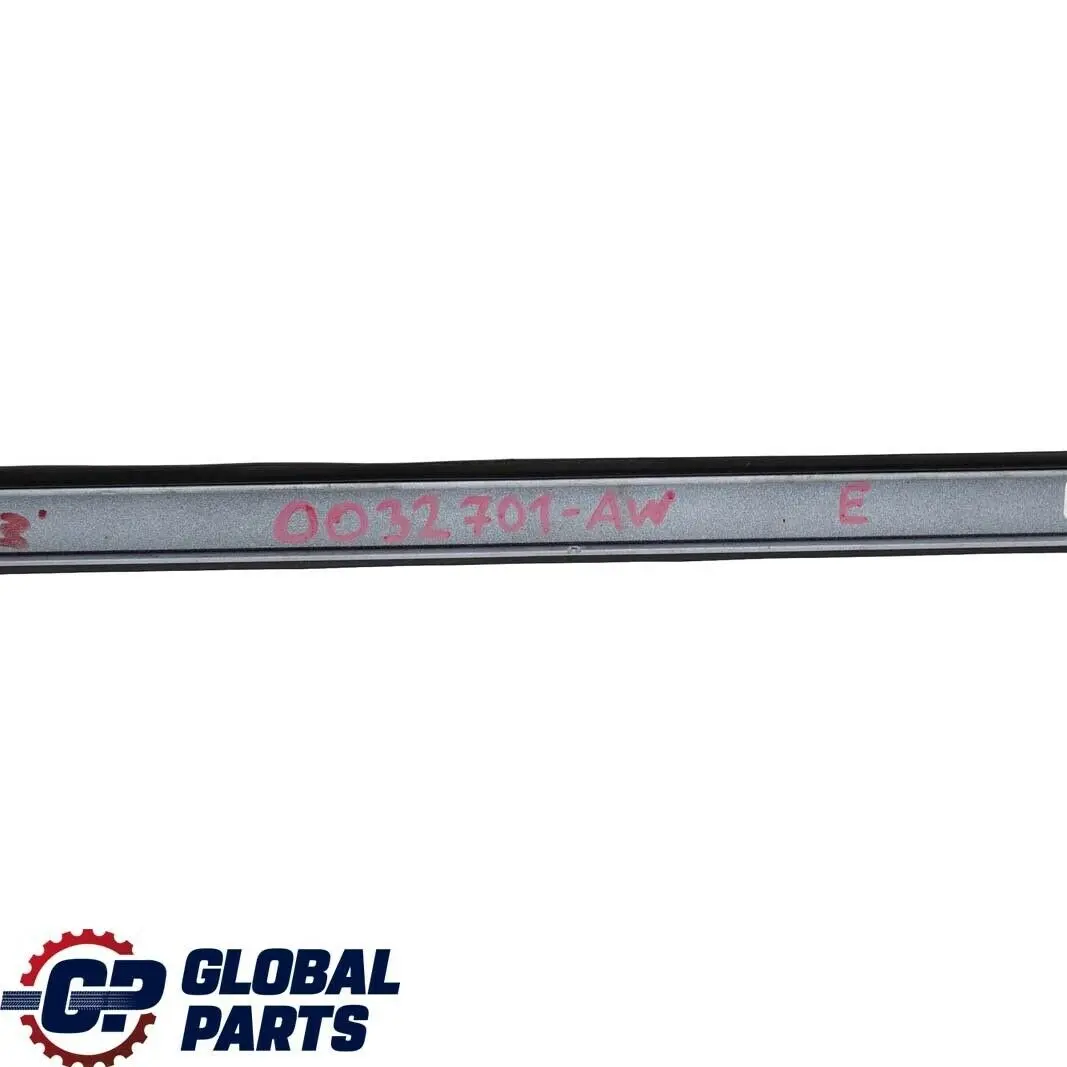 BMW 1 er E81 E87 Zierleiste Dach lackiert links Alpinweiss III - 300 - SKU 0032701-AW - Teilenummer 32701
