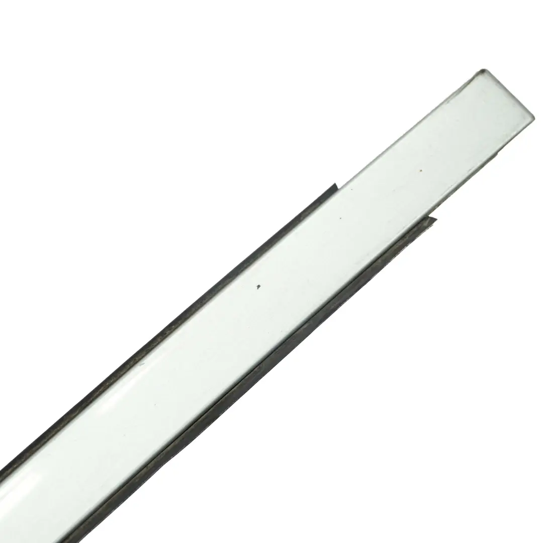 Left Roof Moulding Railing N/S Patagoniagruen Green - A71 to BMW 1 E81 E87 with Part number 0032701 BMW 1 E81 E87 Left Roof Moulding Railing N/S Patagoniagruen Green - A71 - SKU 0032701-PTG - Part number 0032701