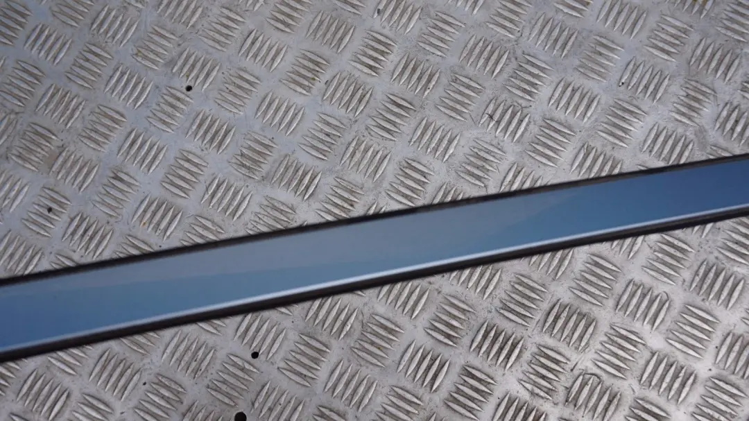 BMW 1 Series E81 E87 Left roof moulding railing N/S Bluewater Metallic Blue 896 - SKU 0032701-WB - Part number 51130032701