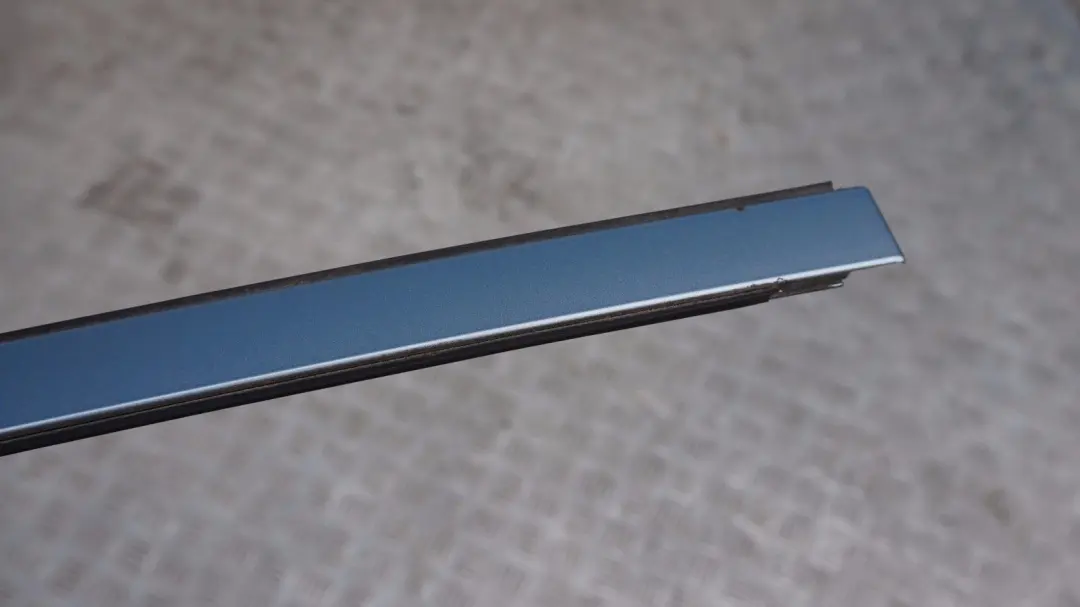 BMW 1 Series E81 E87 Left roof moulding railing N/S Bluewater Metallic Blue 896 - SKU 0032701-WB - Part number 51130032701