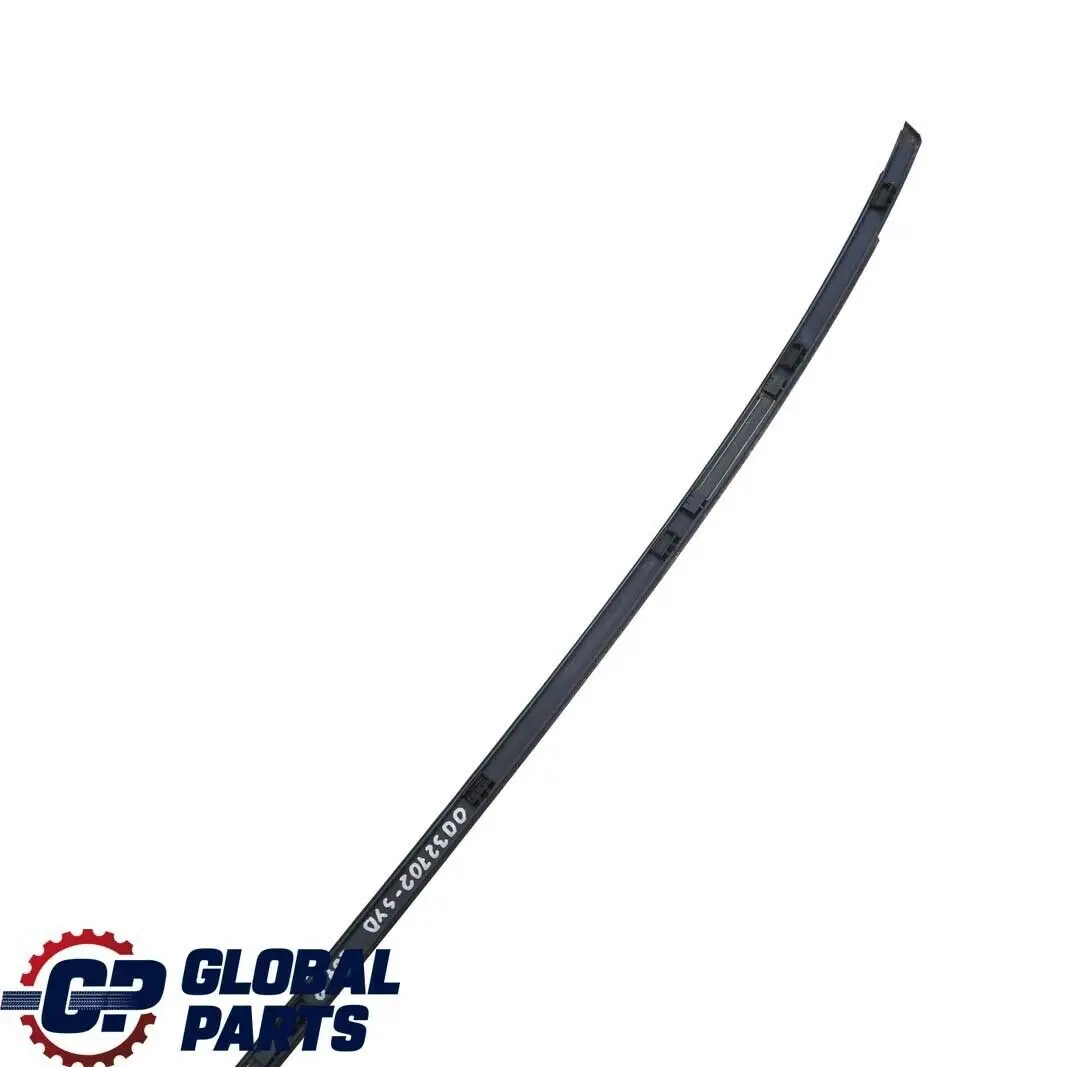 Bandes Decoratives Toit Droite Bleu de Sydney Bleu pour BMW E81 E87 E87N à propos du numéro de pièce 0032702 BMW E81 E87 E87N Bandes Decoratives Toit Droite Bleu de Sydney Bleu - SKU 0032702-SYD - Numéro de pièce 0032702