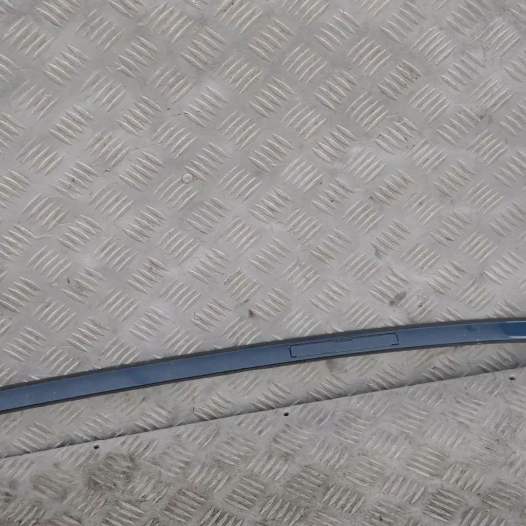 Zierleiste Dach lackiert rechts Tiefseeblau für BMW 1 er E81 E87 mit Teilenummer 32702 BMW 1 er E81 E87 Zierleiste Dach lackiert rechts Tiefseeblau - SKU 0032702-DSB - Teilenummer 32702