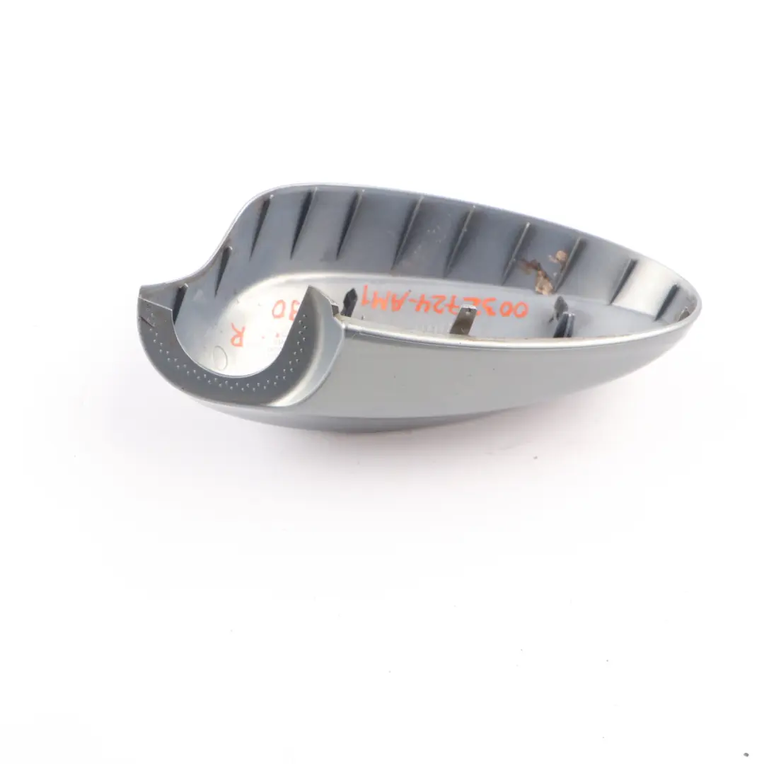 Obudopwa Lusterka Bocznego Prawa Arktis Metallic - A34 do BMW E90 E91 o numerze 0032724 BMW E90 E91 Obudopwa Lusterka Bocznego Prawa Arktis Metallic - A34 - SKU 0032724-AM1 - Numer Części 0032724