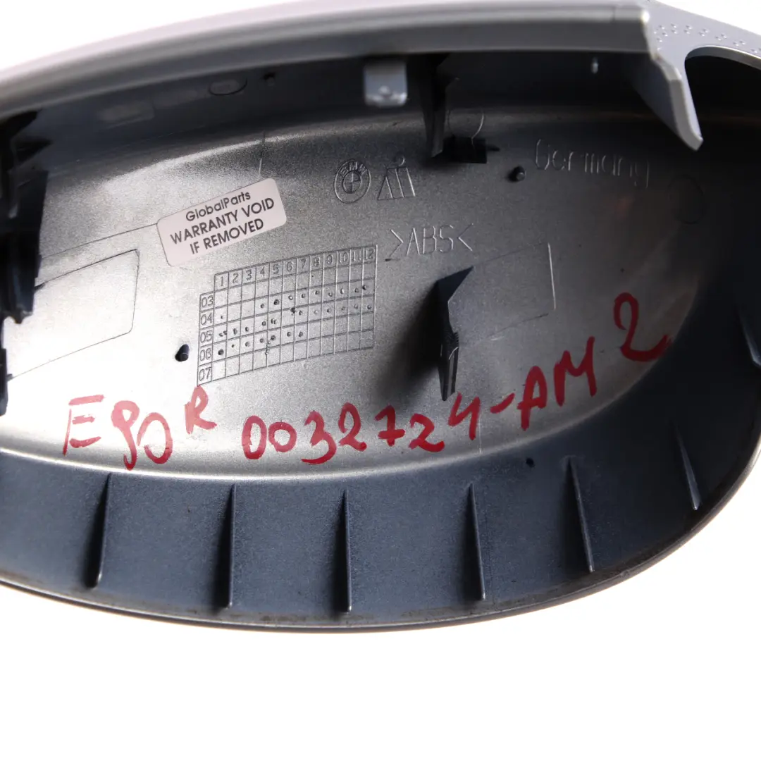 Osłona Obudowa Lusterka Prawa Arctic do BMW E90 E91 o numerze 0032724 BMW E90 E91 Osłona Obudowa Lusterka Prawa Arctic - SKU 0032724-AM2 - Numer Części 0032724