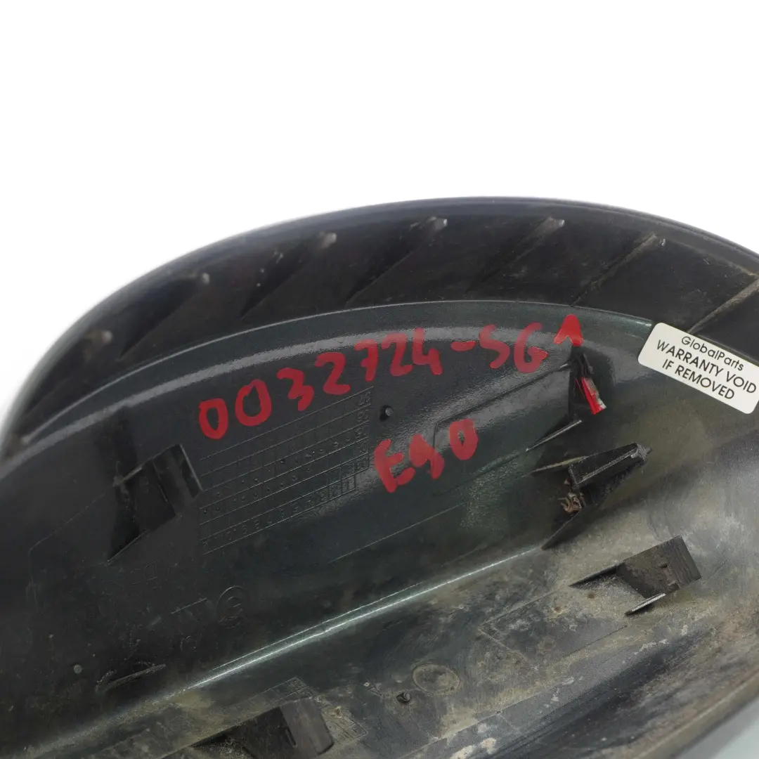 Osłona Obudowa Lusterka Prawa Graphite do BMW E90 E91 o numerze 0032724 BMW E90 E91 Osłona Obudowa Lusterka Prawa Graphite - SKU 0032724-SG1 - Numer Części 0032724