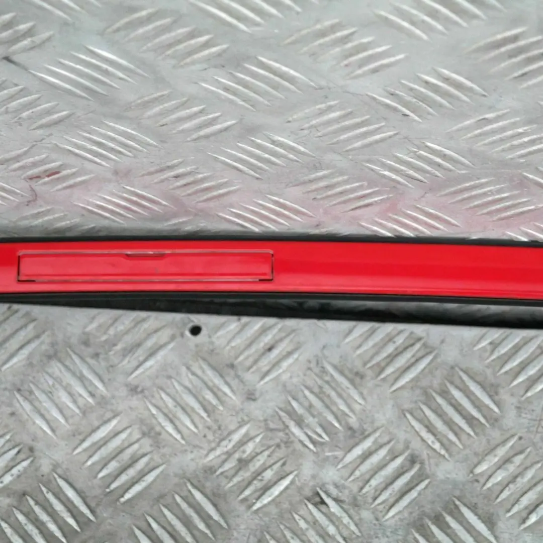 Destra Barre Tetto Modanatura Rosso Giappone Rosso - 438 per BMW E90 con numero di parte 32752 BMW E90 Destra Barre Tetto Modanatura Rosso Giappone Rosso - 438 - SKU 0032752-JR - Numero di parte 32752