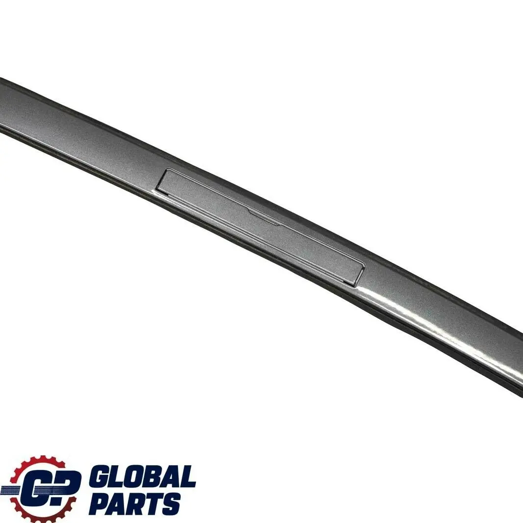 Modanatura Tetto Verniciato SX Frizzante Grafite per BMW E90 con numero di parte 51130032753 BMW E90 Modanatura Tetto Verniciato SX Frizzante Grafite - SKU 0032753-SG - Numero di parte 51130032753