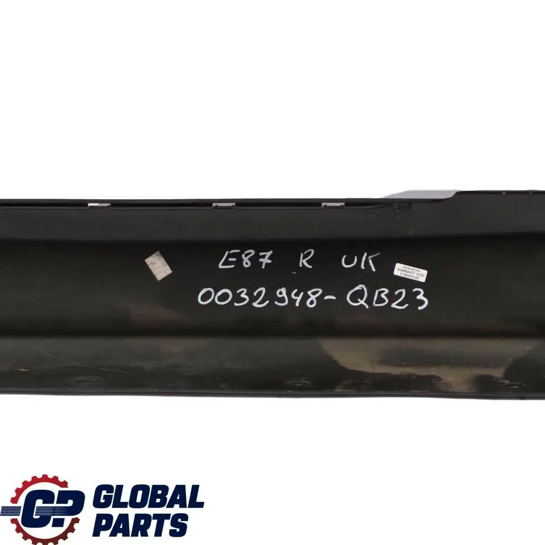 Sill strip side skirt right Quarzblau Blue Metallic A18 para BMW 10 E87 con número de pieza 51770032948 BMW 10 E87 Sill strip side skirt right Quarzblau Blue Metallic A18 - SKU 0032948-QB10 - Número de pieza 51770032948
