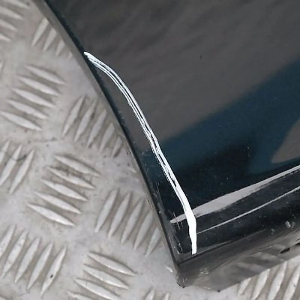 Sill strip side skirt right O/S Black Sapphire Metallic - 475 to BMW 1 SERIES E87 with Part number 51770032948 BMW 1 SERIES E87 Sill strip side skirt right O/S Black Sapphire Metallic - 475 - SKU 0032948-BS10 - Part number 51770032948