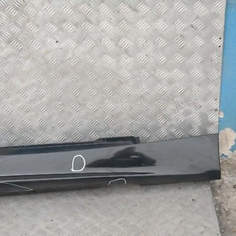 Nakładka próg prawy black saphire 475 do BMW 1 E87 o numerze 32948 BMW 1 E87 Nakładka próg prawy black saphire 475 - SKU 0032948-BS21 - Numer Części 32948