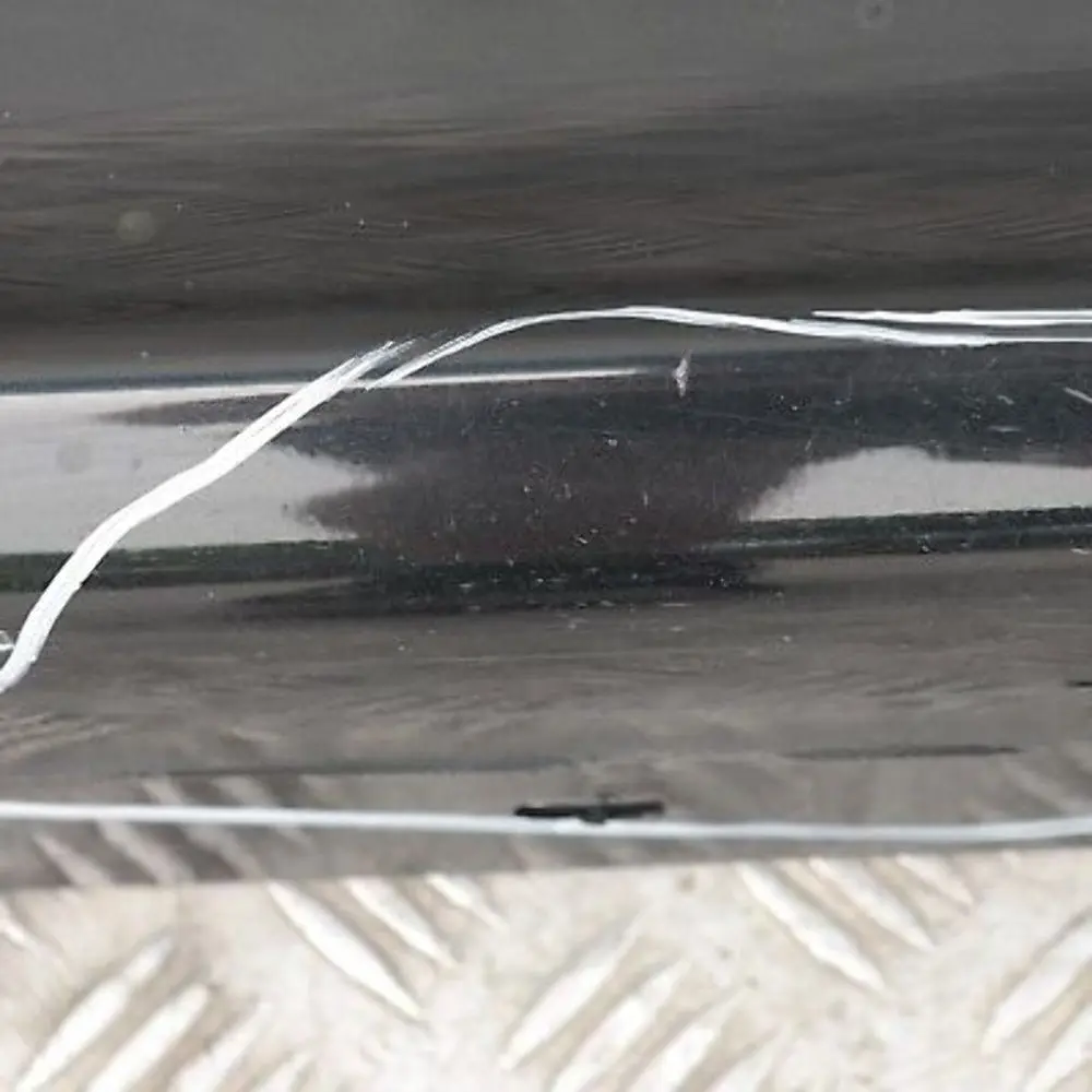 Sill strip side skirt right O/S Black Sapphire Metallic 475 to BMW 1 SERIES 21 E87 with Part number 32948 BMW 1 SERIES 21 E87 Sill strip side skirt right O/S Black Sapphire Metallic 475 - SKU 0032948-BS21 - Part number 32948
