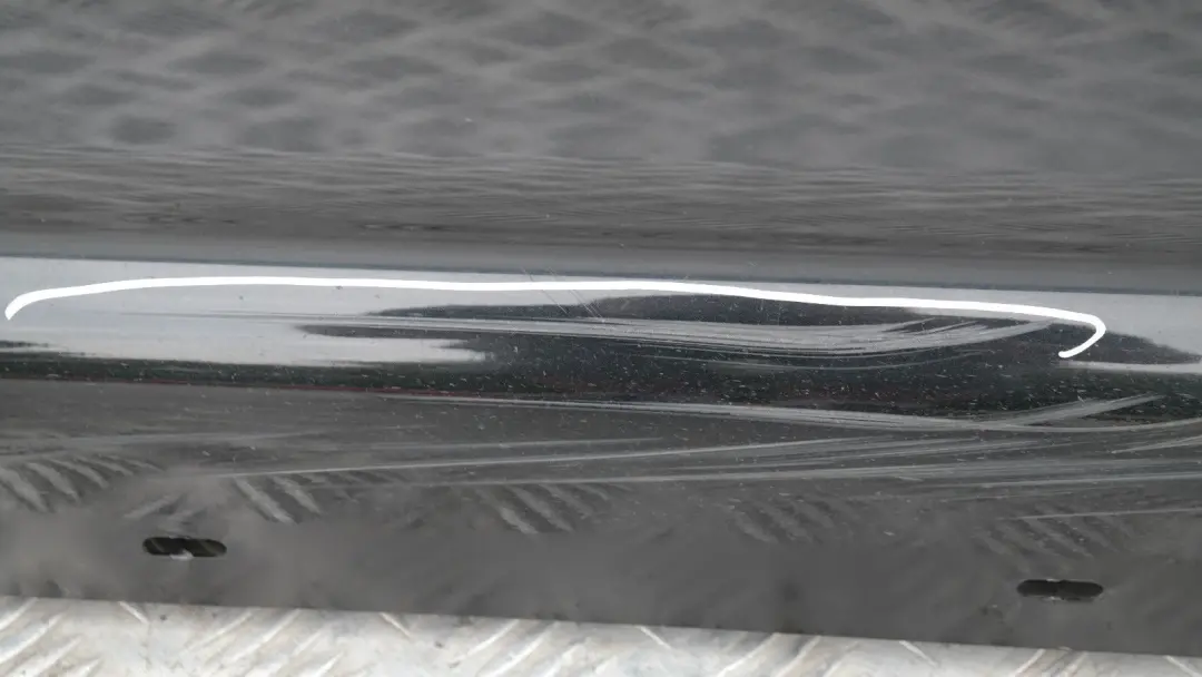 Sill strip side skirt right O/S Black Sapphire Metallic - 475 to BMW 1 SERIES E87 with Part number 51770032948 BMW 1 SERIES E87 Sill strip side skirt right O/S Black Sapphire Metallic - 475 - SKU 0032948-BS5 - Part number 51770032948