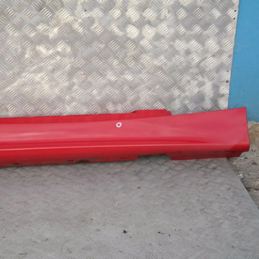 BMW E87 Faldón lateral derecho Japanrot Red Rot - 438 - SKU 0032948-JR1 - Número de pieza 51770032948