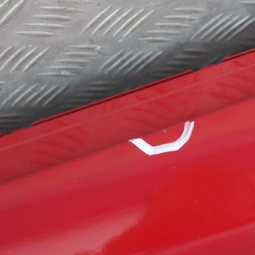 Listello Portiera Apertura Gonna Destra Rosso Giappone Rosso 438 per BMW 8 E87 con numero di parte 32948 BMW 8 E87 Listello Portiera Apertura Gonna Destra Rosso Giappone Rosso 438 - SKU 0032948-JR8 - Numero di parte 32948