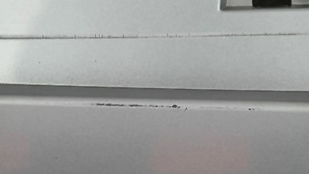 pezzi E87 Listello portiera Apertura Gonna dx Quarzo-blu Blu Metallizzato per BMW con numero di parte 51770032948 BMW pezzi E87 Listello portiera Apertura Gonna dx Quarzo-blu Blu Metallizzato - SKU 0032948-QB11 - Numero di parte 51770032948