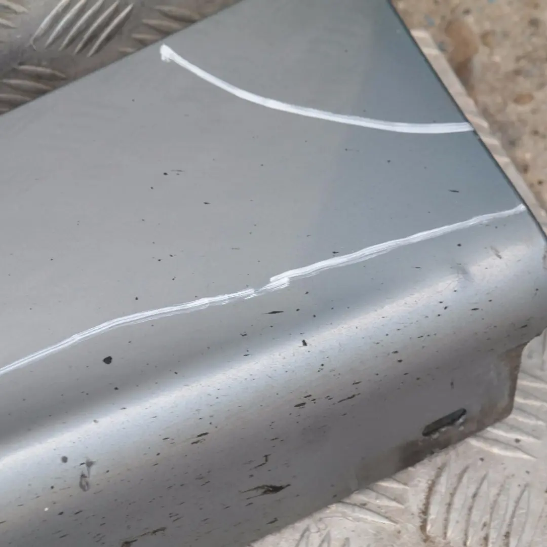 BMW E87 Nakładka listwa próg prawy quarzblau A18 - SKU 0032948-QB16 - Numer Części 32948
