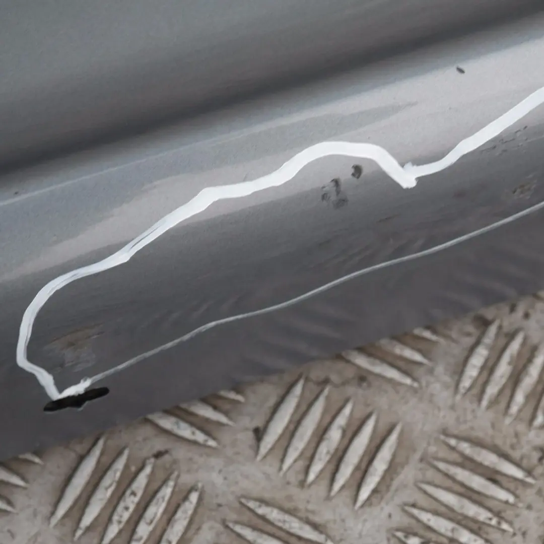 Bas de Porte Couverture Seuil Droite Quartzbleu Bleu Metallise pour BMW 1 E87 à propos du numéro de pièce 32948 BMW 1 E87 Bas de Porte Couverture Seuil Droite Quartzbleu Bleu Metallise - SKU 0032948-QB17 - Numéro de pièce 32948