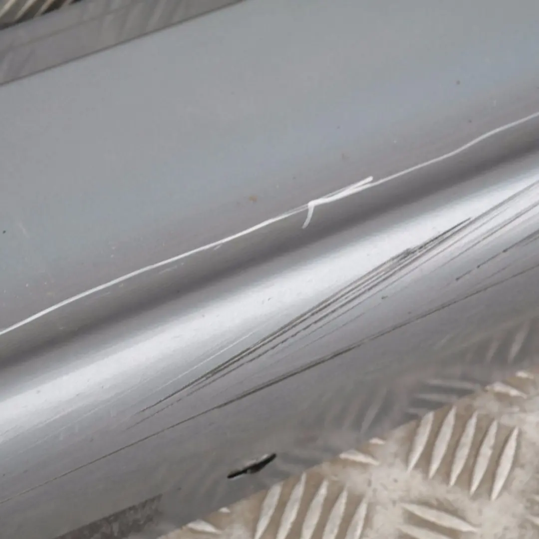 listwa nakładka próg prawy Quarzblau do BMW 1 E87 o numerze 32948 BMW 1 E87 listwa nakładka próg prawy Quarzblau - SKU 0032948-QB18 - Numer Części 32948