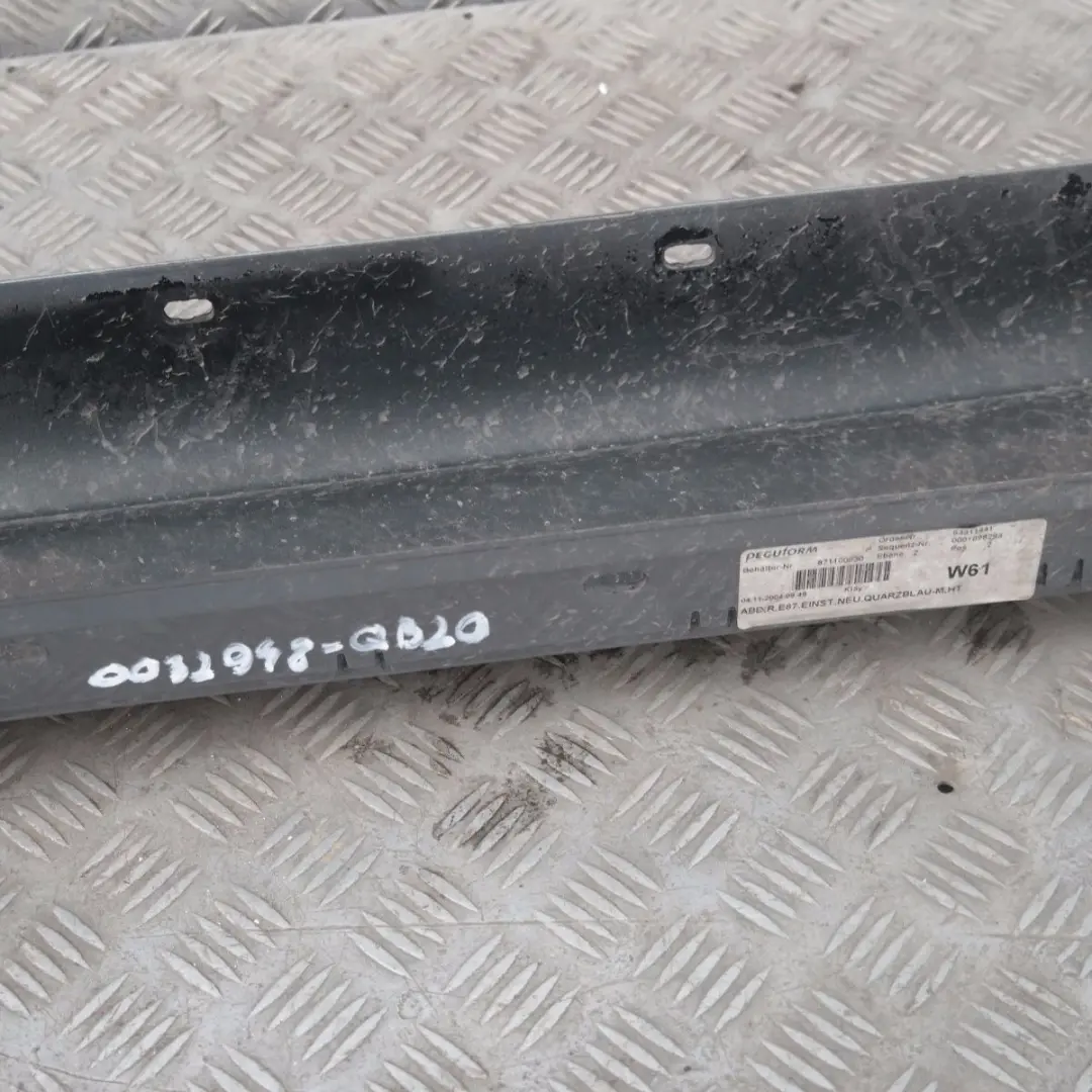 Nakładka próg prawy Quarzblau A18 do BMW 1 E87 o numerze 32948 BMW 1 E87 Nakładka próg prawy Quarzblau A18 - SKU 0032948-QB20 - Numer Części 32948