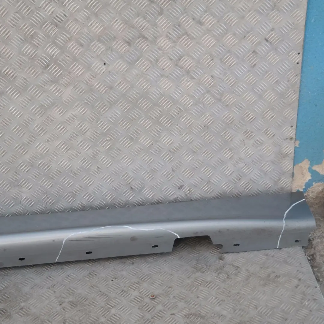 listwa nakładka próg prawy Quarzblau do BMW 1 E87 o numerze 32948 BMW 1 E87 listwa nakładka próg prawy Quarzblau - SKU 0032948-QB21 - Numer Części 32948