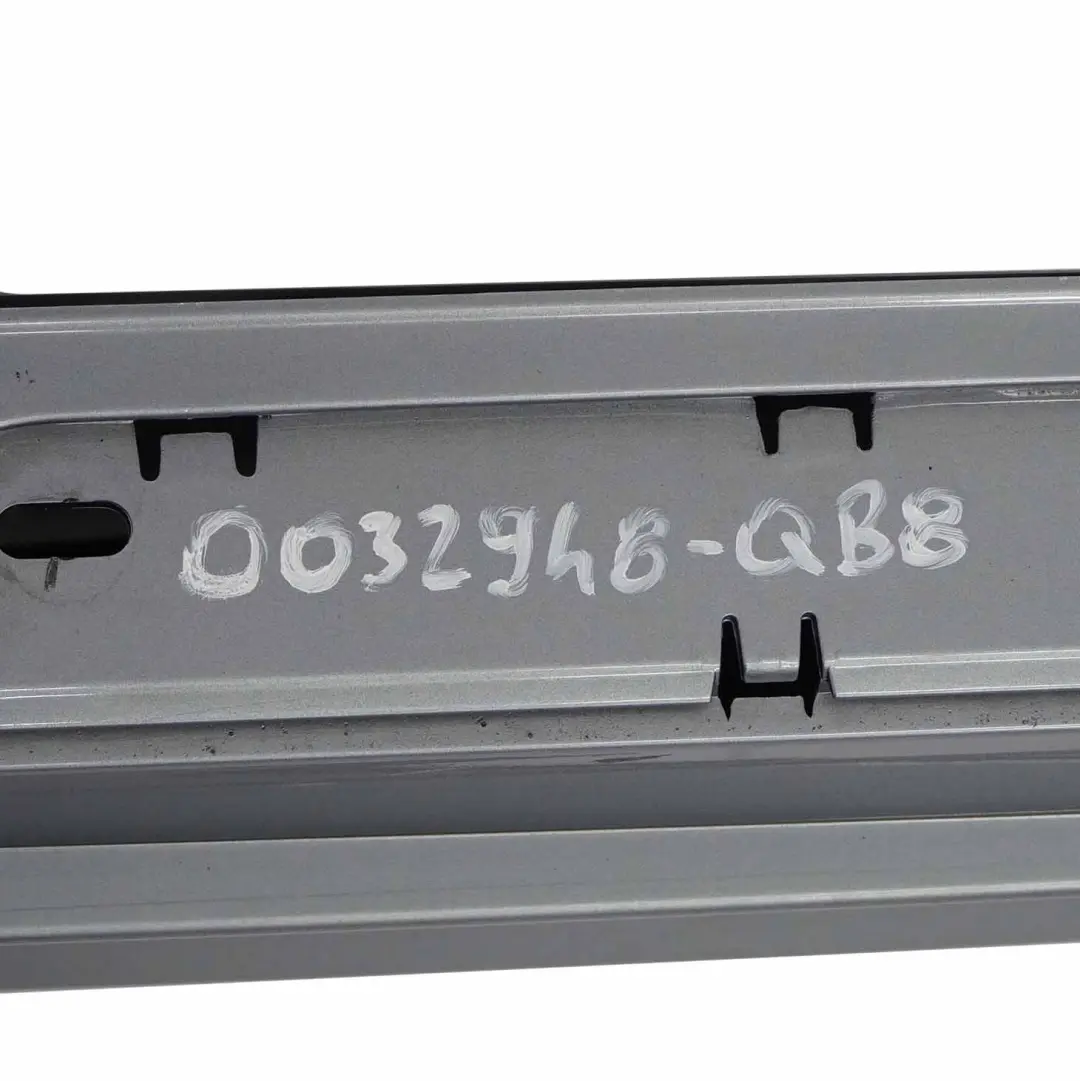 BMW E87 Sill Strip Side Skirt Right Quarzblau Blue Metallic - A18 - SKU 0032948-QB8 - Numero di parte 0032948