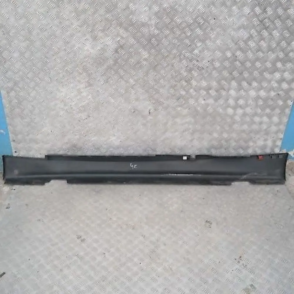 BMW 1 Series 12 E87 Sill Strip Side Skirt Right O/S Black 2 Schwarz II - 668 - SKU 0032948-SCH12 - Part number 32948
