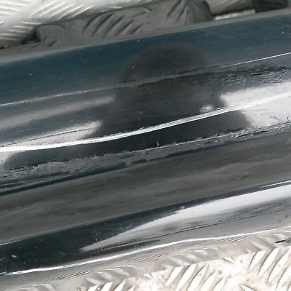 Nakładka próg prawy schwarz II 668 do BMW 1 E87 o numerze 32948 BMW 1 E87 Nakładka próg prawy schwarz II 668 - SKU 0032948-SCH13 - Numer Części 32948