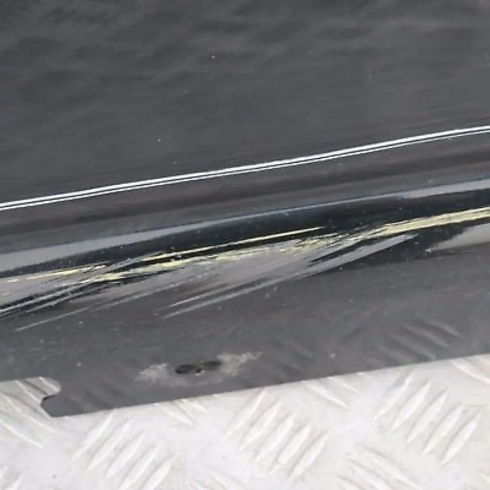 BMW 14 E87 Sill Strip Side Skirt Right Black 2 Schwarz II - 668 - SKU 0032948-SCH14 - Número de pieza 32948