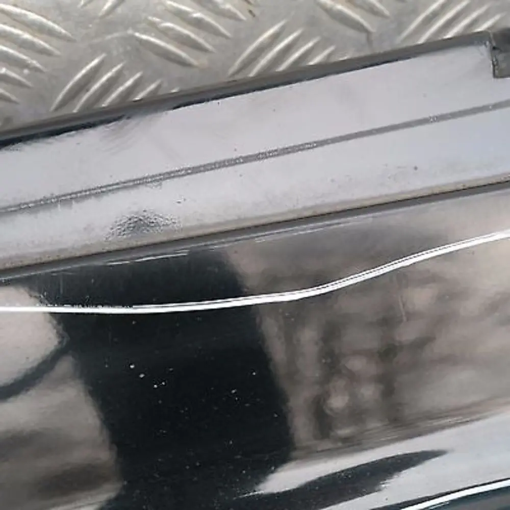 BMW 2 E87 Sill Strip Side Skirt Right Black 2 Schwarz II - 668 - SKU 0032948-SCH2 - Número de pieza 51770032948