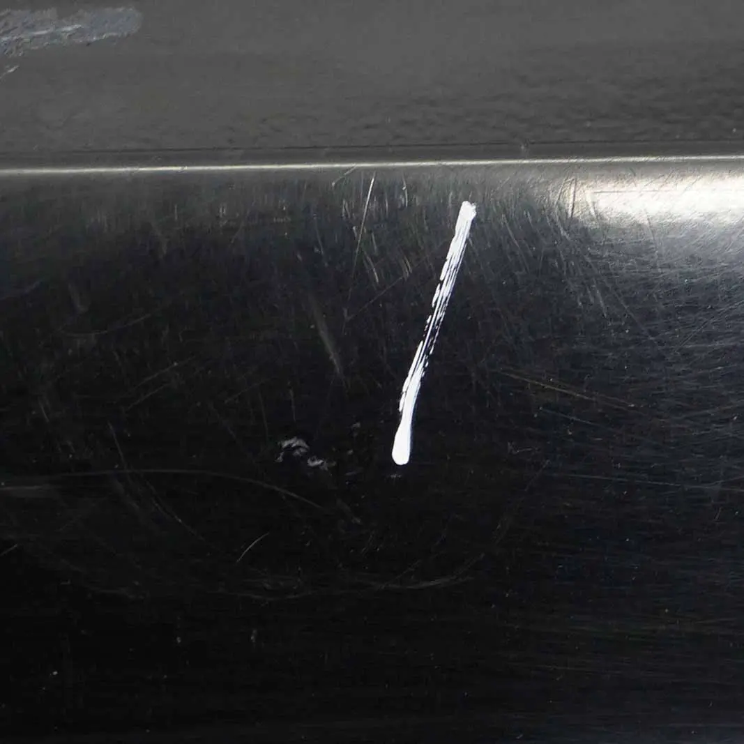 BMW E87 Housse de seuil Jupe latérale droite Noir 2 - 668 - SKU 0032948-SCH6 - Numéro de pièce 0032948