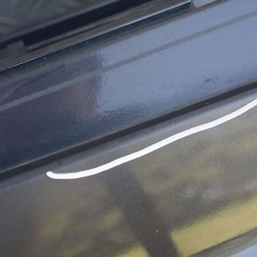 BMW 1 E87 Bas de Porte Couverture Seuil Droite Mousseux Graphite Metallisee - SKU 0032948-SG14 - Numéro de pièce 32948