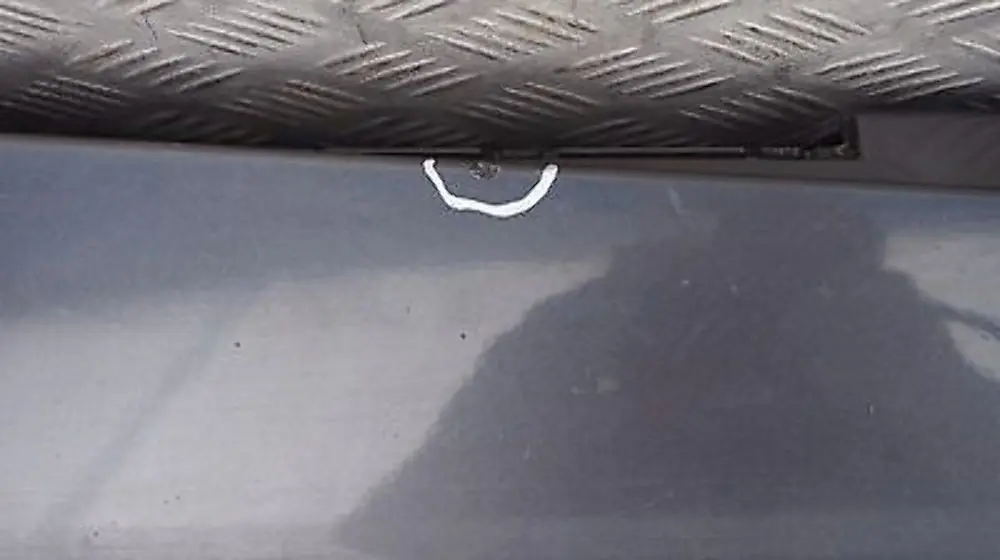 BMW E87 Listello Portiera Apertura Gonna Destra Frizzante Grafite Metallic - SKU 0032948-SG16 - Numero di parte 32948