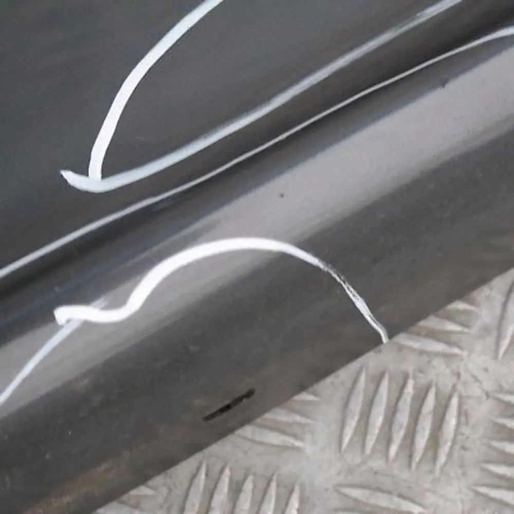 BMW 1 E87 Nakładka próg prawy sparkling graphite - SKU 0032948-SG17 - Numer Części 32948