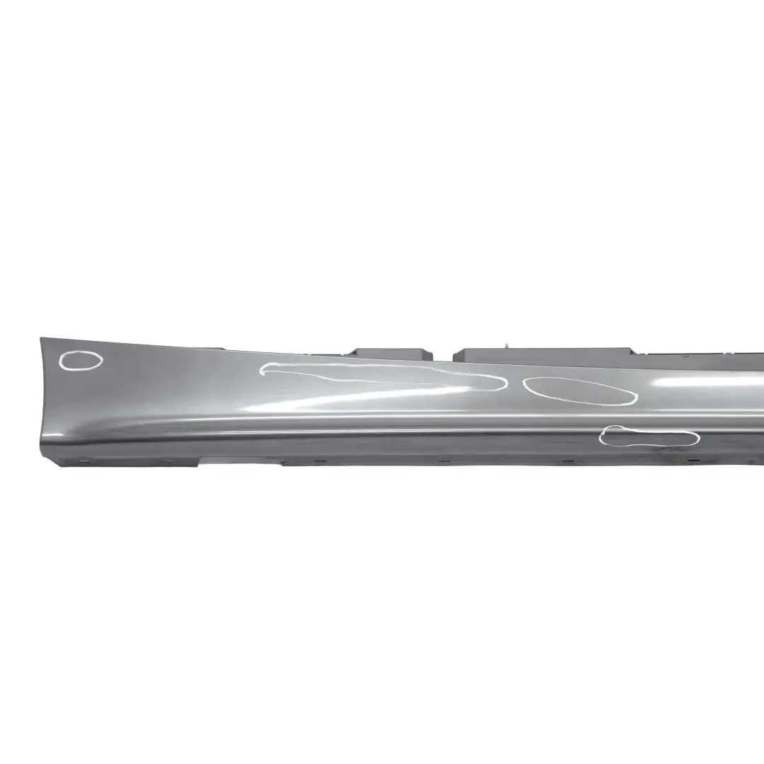 Listello Portiera Apertura Gonna Destra Grafite Brillante A22 per BMW E87 4 con numero di parte 0032948 BMW E87 4 Listello Portiera Apertura Gonna Destra Grafite Brillante A22 - SKU 0032948-SG4 - Numero di parte 0032948