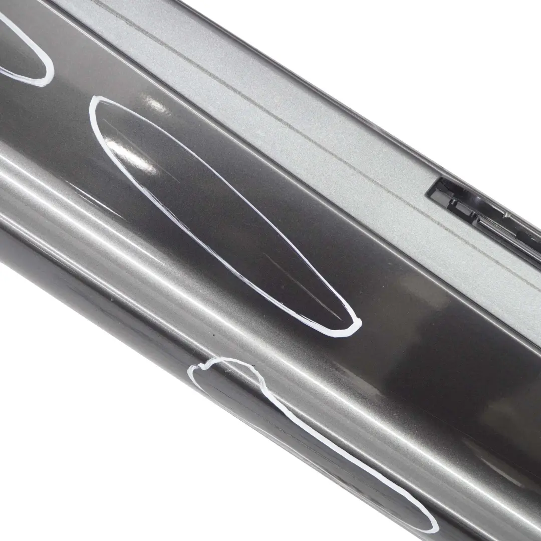 Listello Portiera Apertura Gonna Destra Grafite Brillante A22 per BMW E87 4 con numero di parte 0032948 BMW E87 4 Listello Portiera Apertura Gonna Destra Grafite Brillante A22 - SKU 0032948-SG4 - Numero di parte 0032948