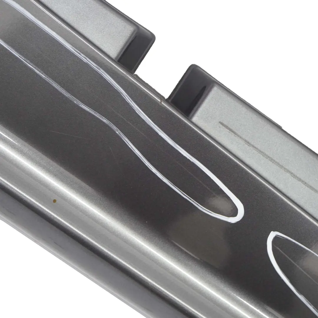 Schwellerleiste Blende Schweller Rechts Sparkling Graphit A22 für BMW 1 er E87 4 mit Teilenummer 0032948 BMW 1 er E87 4 Schwellerleiste Blende Schweller Rechts Sparkling Graphit A22 - SKU 0032948-SG4 - Teilenummer 0032948