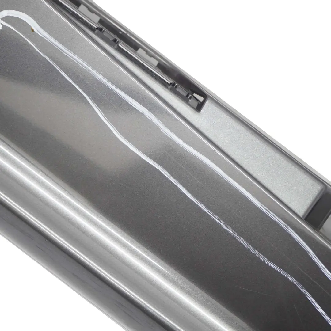 Listello Portiera Apertura Gonna Destra Grafite Brillante A22 per BMW E87 4 con numero di parte 0032948 BMW E87 4 Listello Portiera Apertura Gonna Destra Grafite Brillante A22 - SKU 0032948-SG4 - Numero di parte 0032948