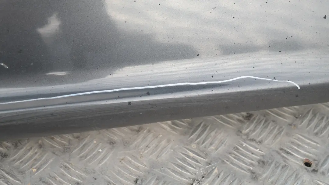 BMW 1 SERIES E87 Sill strip side skirt right O/S Sparkling Graphite Metallic A22 - SKU 0032948-SG6 - Part number 51770032948