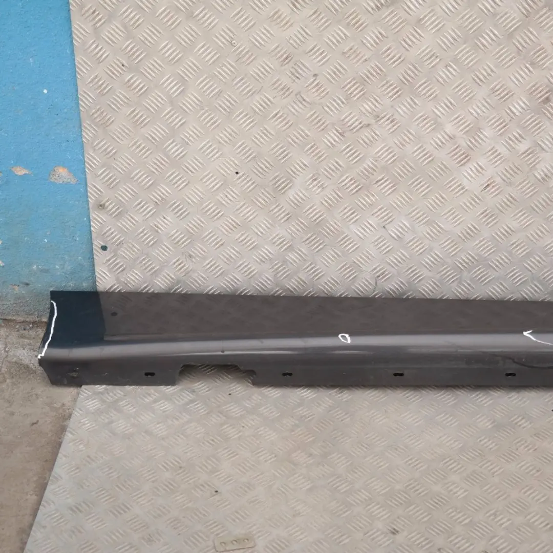 listwa nakładka próg prawy sparkling A22 do BMW E87 o numerze 51770032948 BMW E87 listwa nakładka próg prawy sparkling A22 - SKU 0032948-SG7 - Numer Części 51770032948