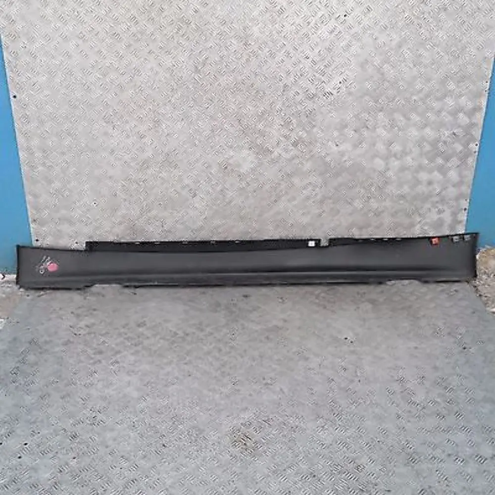 Schwellerleiste Blende Schweller rechts Sonora Metallic A23 für BMW 1 er E87 mit Teilenummer 51770032948 BMW 1 er E87 Schwellerleiste Blende Schweller rechts Sonora Metallic A23 - SKU 0032948-SON - Teilenummer 51770032948