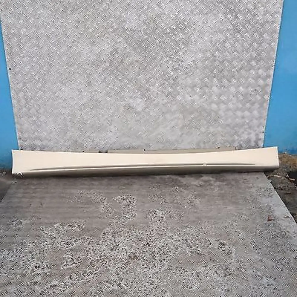 Schwellerleiste Blende Schweller rechts Sonora Metallic A23 für BMW 1 er E87 mit Teilenummer 51770032948 BMW 1 er E87 Schwellerleiste Blende Schweller rechts Sonora Metallic A23 - SKU 0032948-SON1 - Teilenummer 51770032948