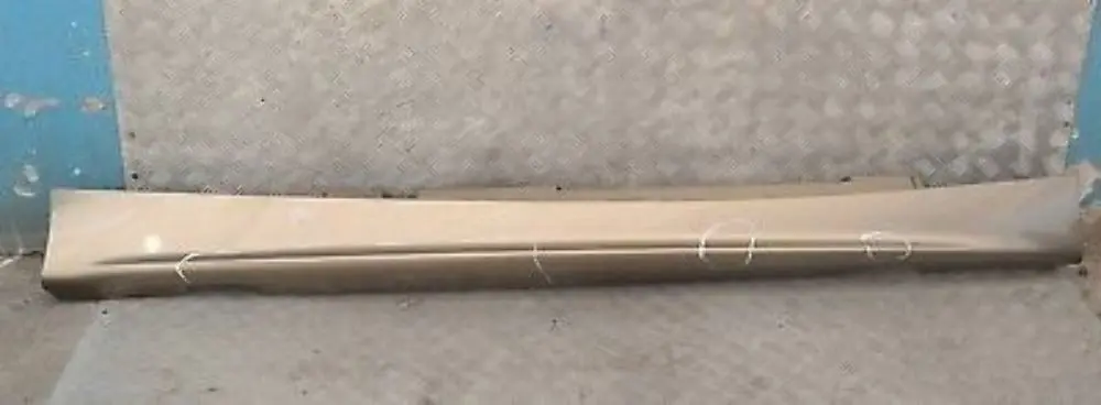 Nakładka próg prawy sonora A23 do BMW 1 E87 o numerze 51770032948 BMW 1 E87 Nakładka próg prawy sonora A23 - SKU 0032948-SON3 - Numer Części 51770032948