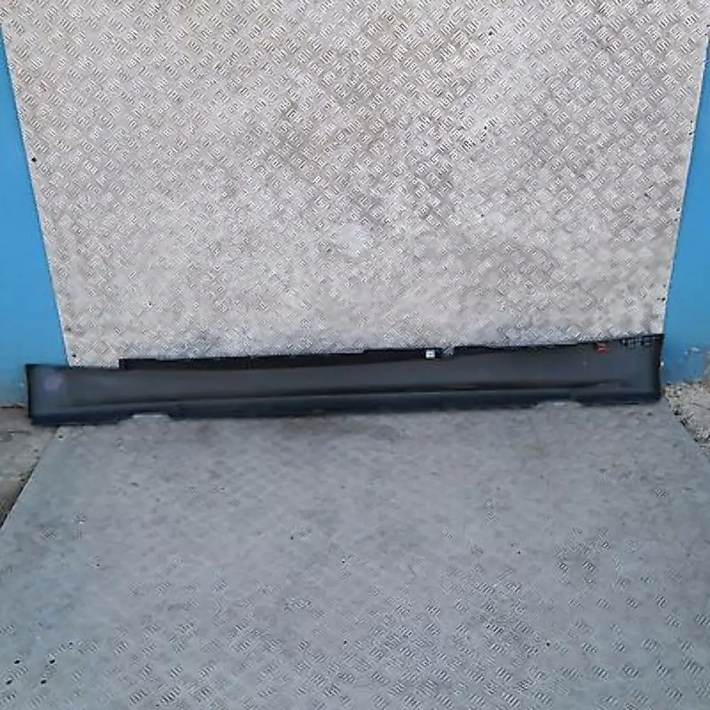BMW 1 er E87 Schwellerleiste Blende Schweller rechts Sydneyblau Blau A19 - SKU 0032948-SYD2 - Teilenummer 51770032948